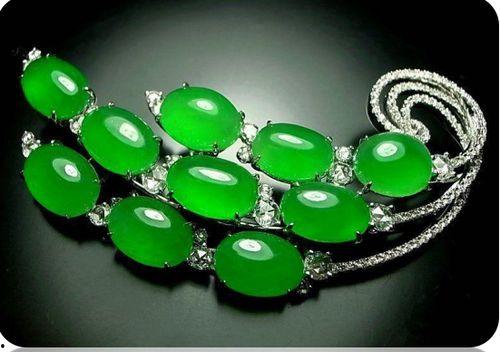 翡翠吃瓜富婆视频大全集,揭秘视频大全集中的豪门秘闻与娱乐焦点